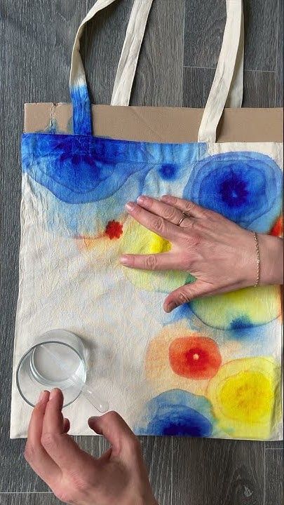 Dyeing of White Canvas Totebag